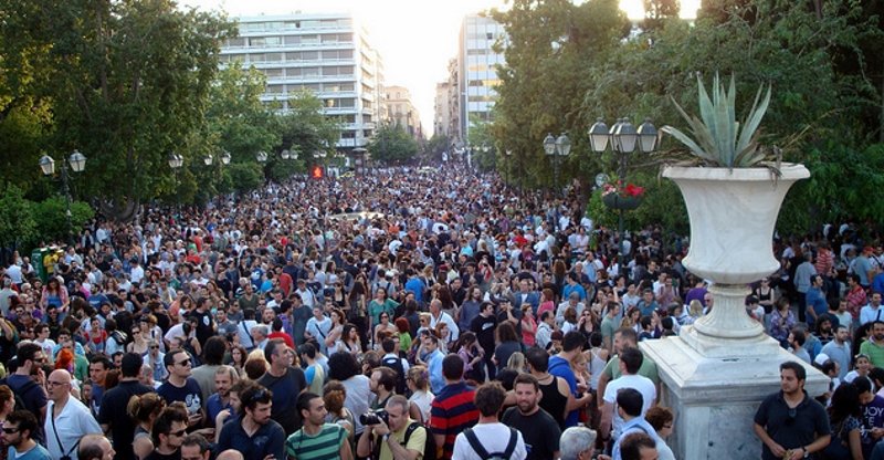 manifestanti greci