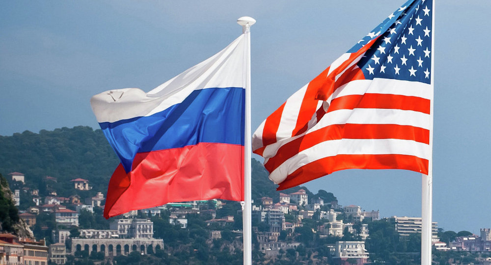 bandiera russa e americana