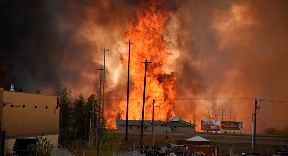 incendi boschivi canada