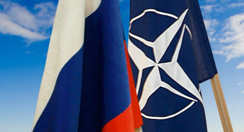 bandiera russa -nato