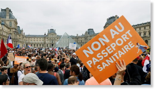 covid passport protest france