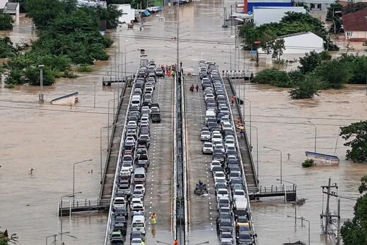 flooding thailand